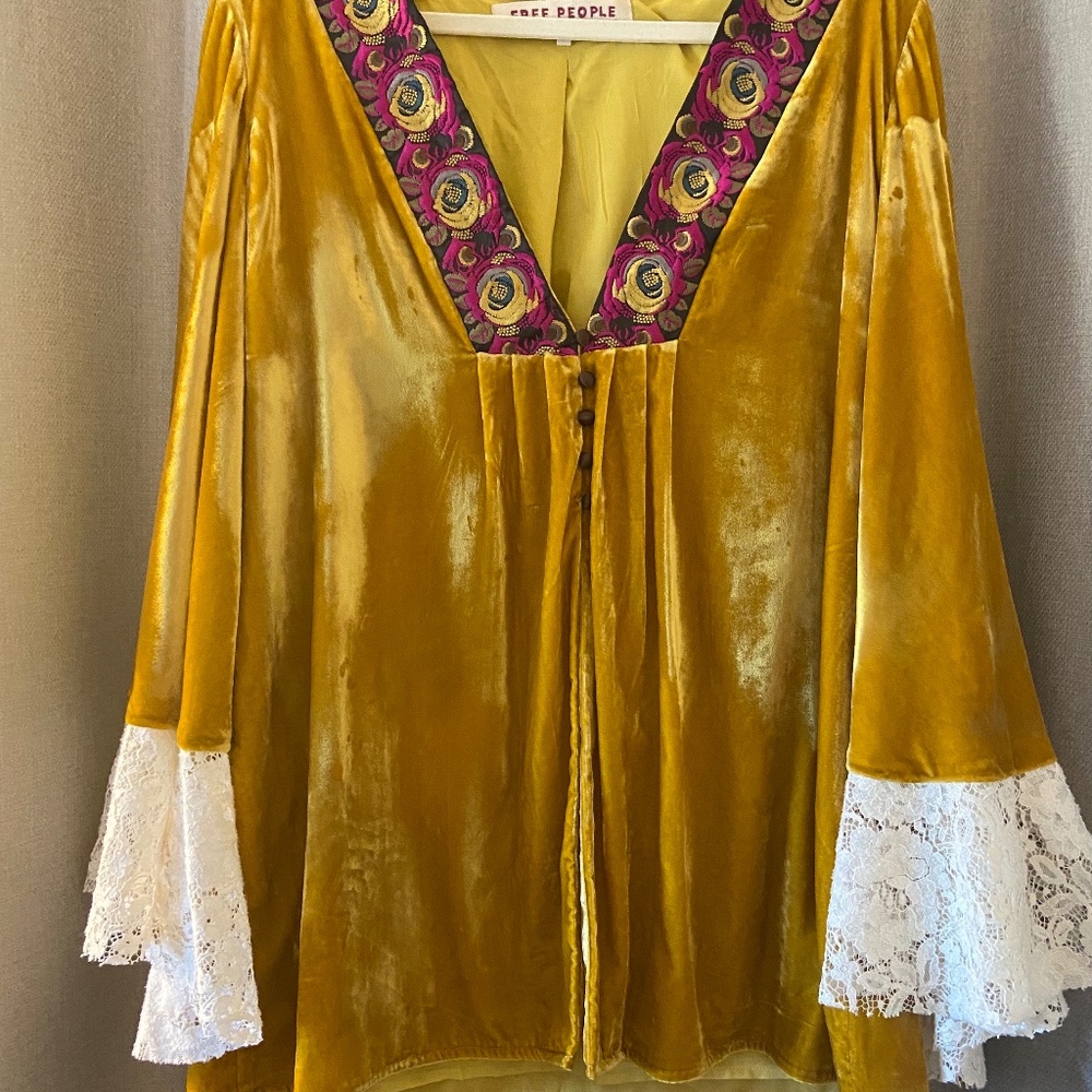 Free People Marigold Wanderlust Velvet Victorian Lace Bell Sleeved Top